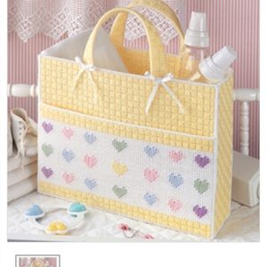 Vintage handmade Leisure Arts Heartwarming Baby tote